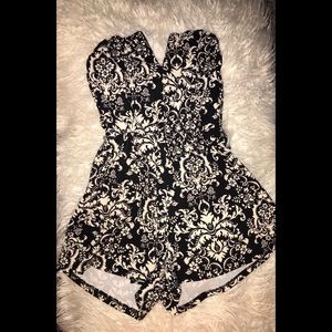 Cute strapless jumper